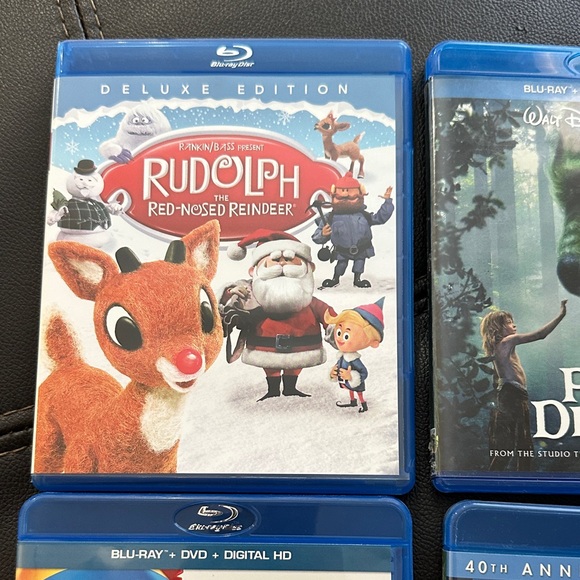 Disney Blu-ray Collection with Blue Cases mixed lot. Like New collection - Picture 5 of 6